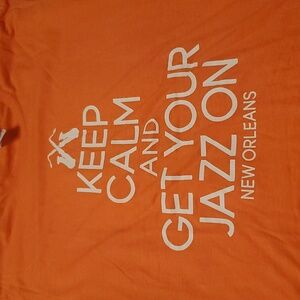 Short-sleeve t-shirt in excellent condition. Only worn a few times.